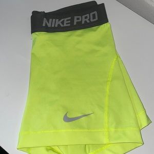 Nike Dry-fit spandex
